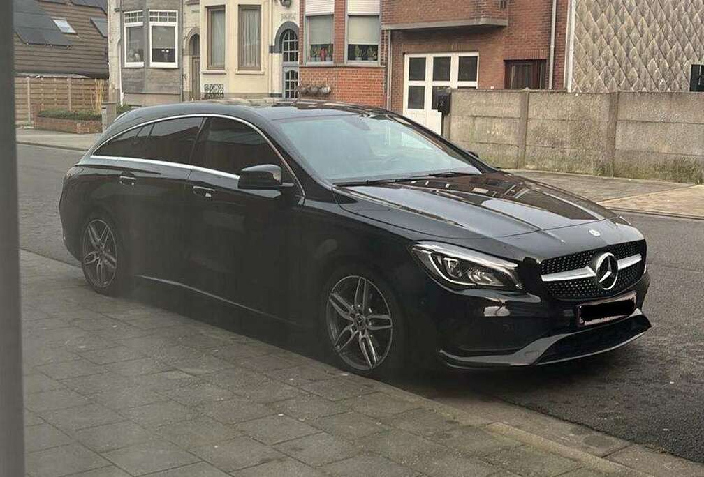 Mercedes-Benz CLA Shooting Brake 180 AMG Line