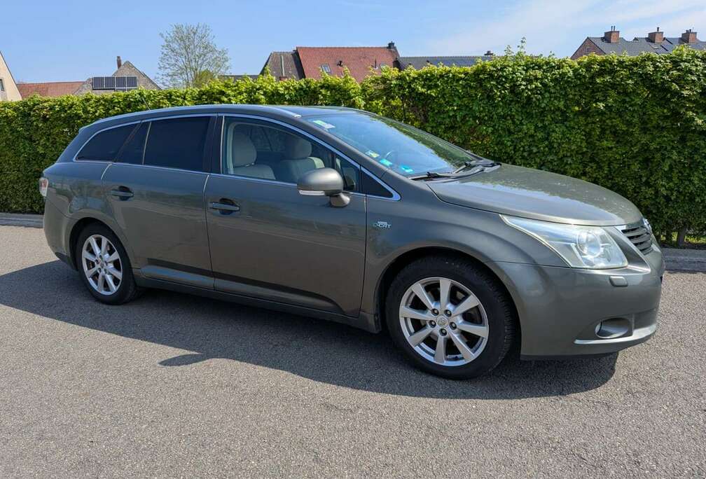 Toyota 2.2 D-4D D-CAT Premium DPF