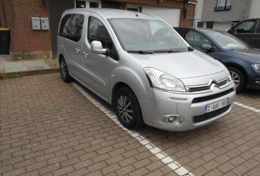 Citroen 1.6 BENZINE/AIRCO/142000KM/12 MAANDEN GARANTIE