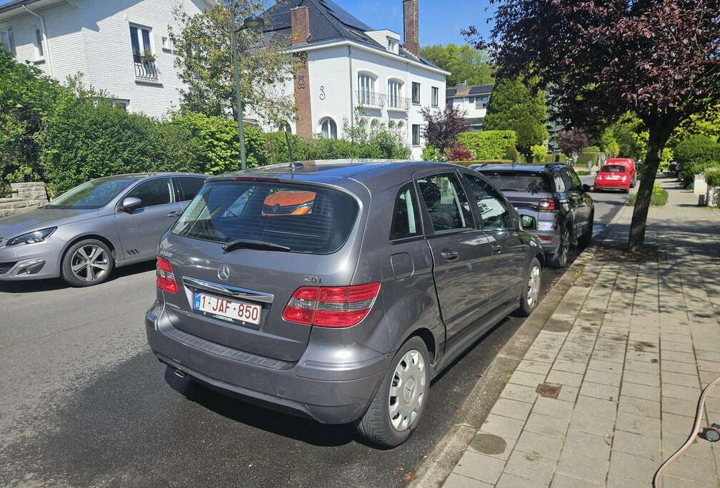 Mercedes-Benz B 180 CDI
