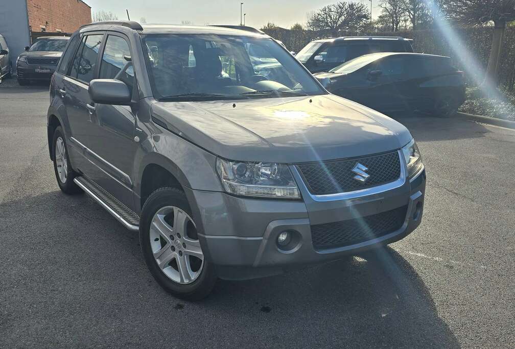 Suzuki Grand Vitara 1.9 DDiS Club DPF