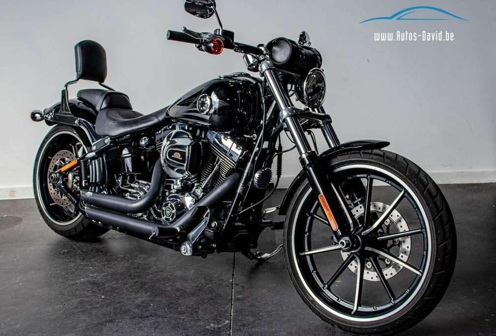 FXSB 1690CC SOFTAIL / 1 EIGENAAR / VANCE & HINES
