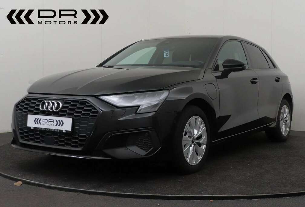 Audi Full Hybrid  PHEV 40 TFSI e - TOPSTAAT - GPS