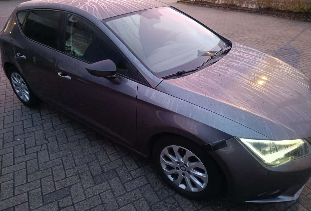 SEAT Leon 1.6 TDI ECOMOTIVE Style