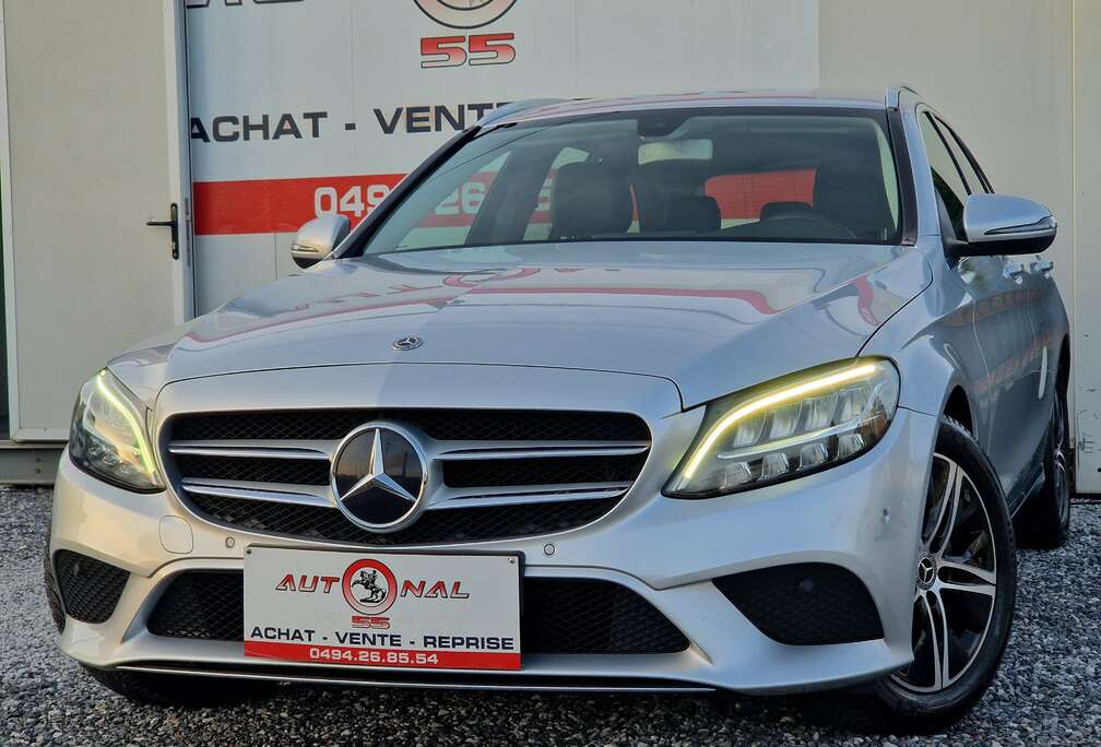 Mercedes-Benz d 122CH*BOITE AUTO*XENON*GPS*CUIR*CAMERA*PDC