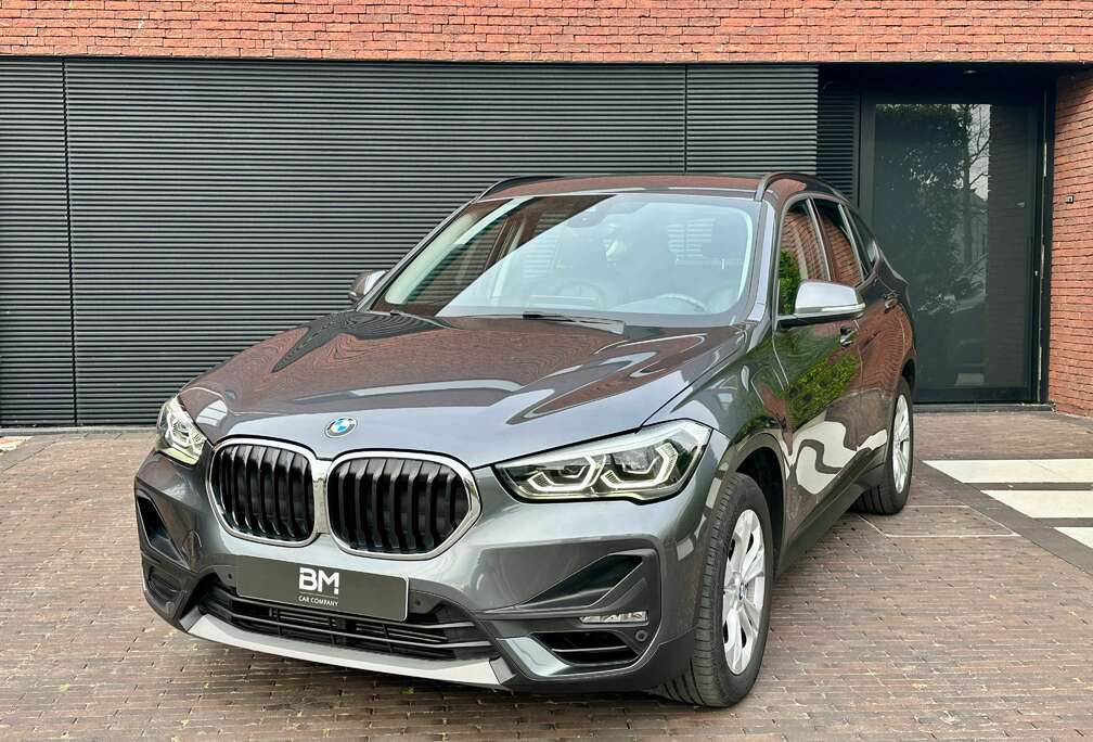 BMW 1.5iA xDrive25e LEDEREN SPORTZETELS MET GEHEUGEN/A