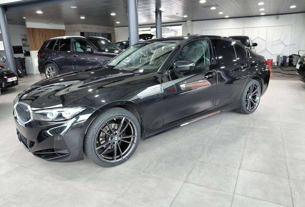 BMW 318i A FACE LIFT. WIDE SCREEN. 19INCH