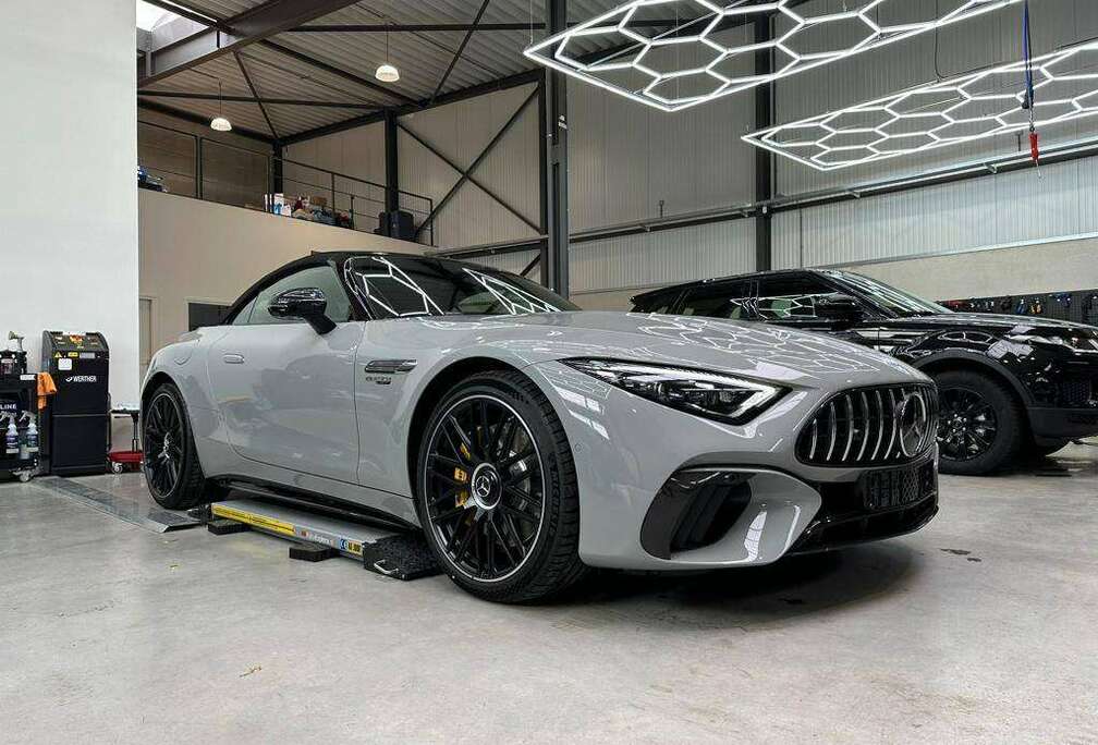 Mercedes-Benz Roadster 4-Matic+