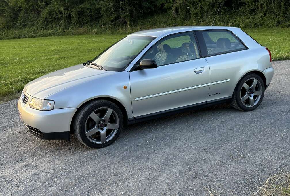 Audi 1.8 T quattro Ambiente