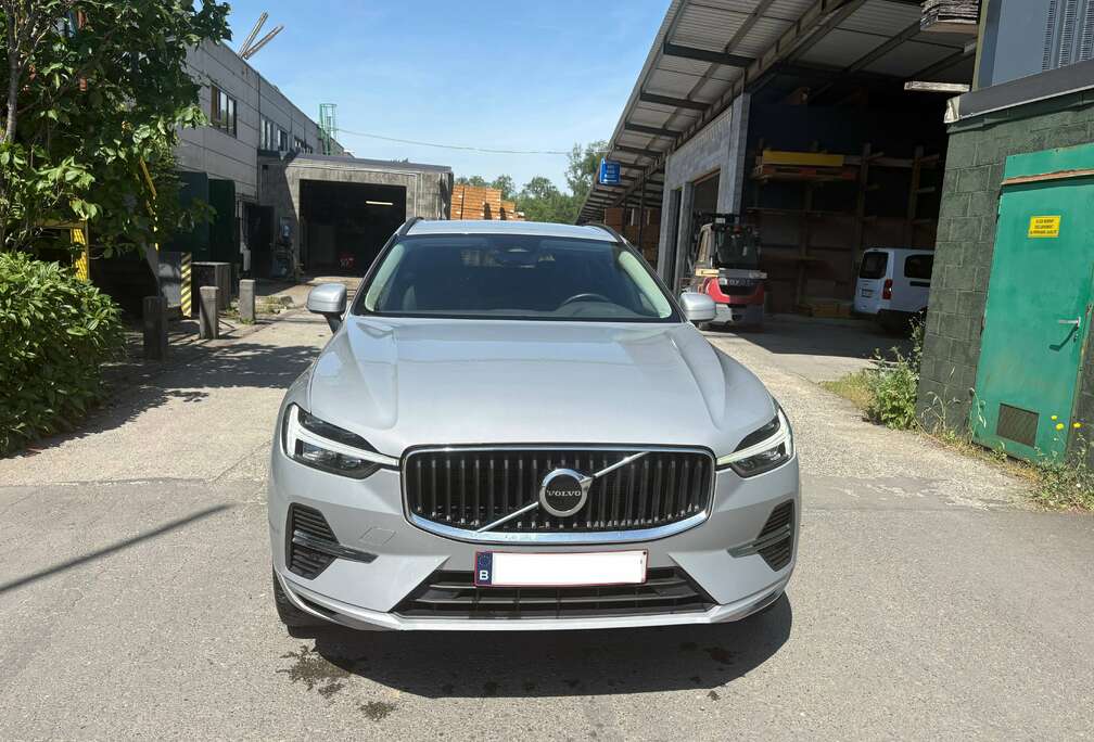 Volvo XC60 2.0 B4 MHEV AWD Core