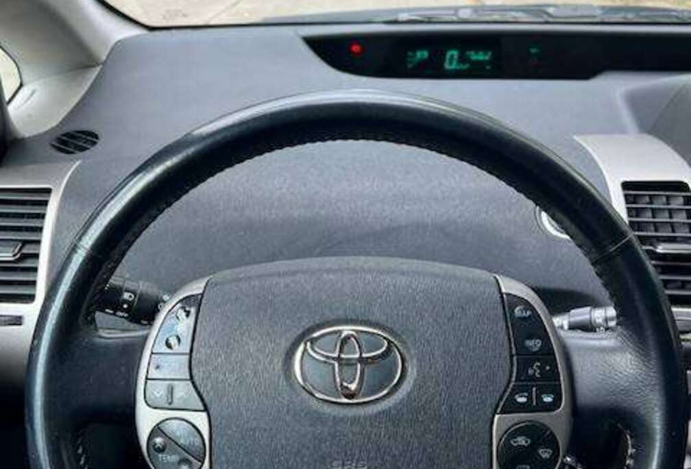 Toyota Prius Hybrid 1.5i VVT-i 16v THS Luna