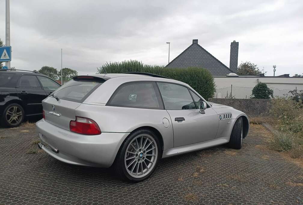 BMW 2.8i