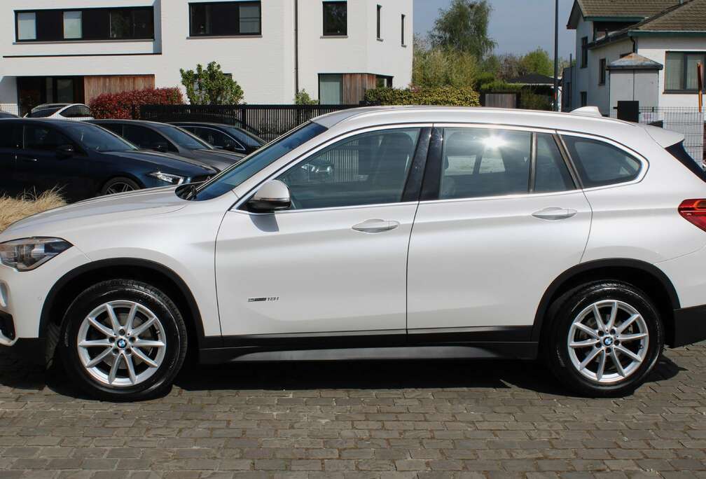 BMW 1.5iA sDrive18 Automaat 59000km