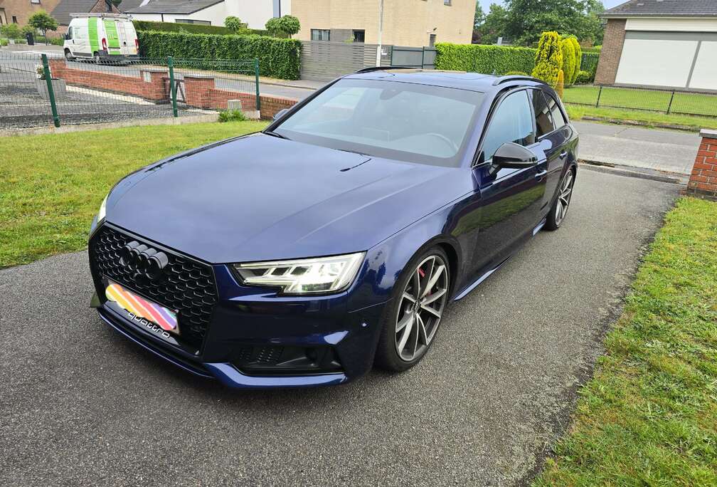 Audi S4 Avant 3.0 TFSI quattro tiptronic