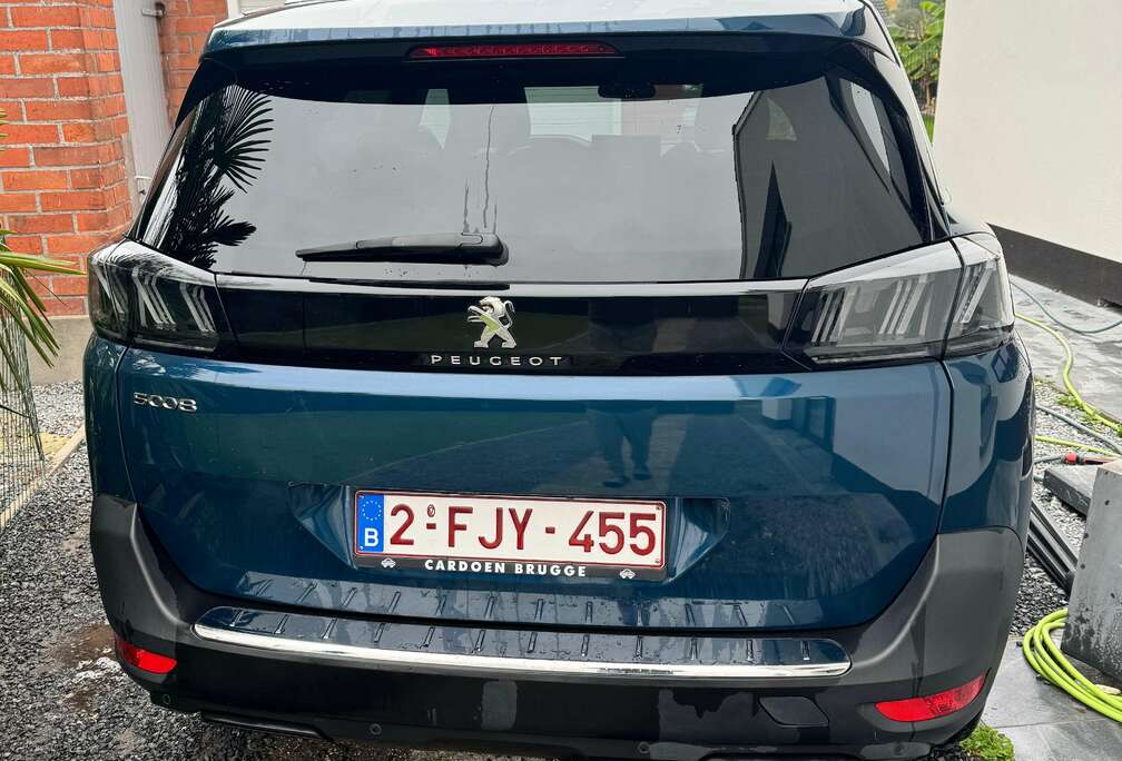 Peugeot 5008 PureTech 130 EAT6 Allure