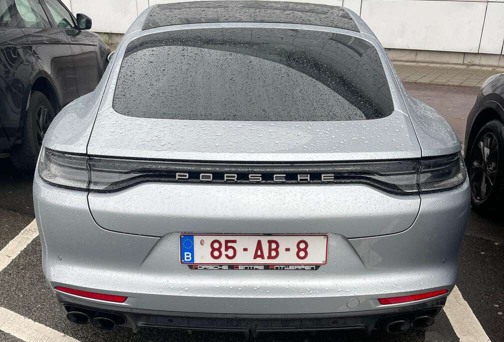 Porsche Panamera 4 E-Hybrid