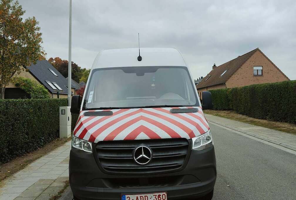 Mercedes-Benz H2-L3 2.1 CDI