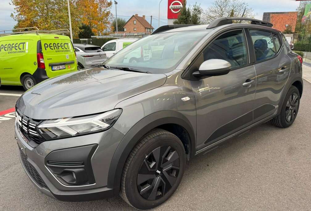 Dacia Stepway Expression Tce 90 CVT + auto airco