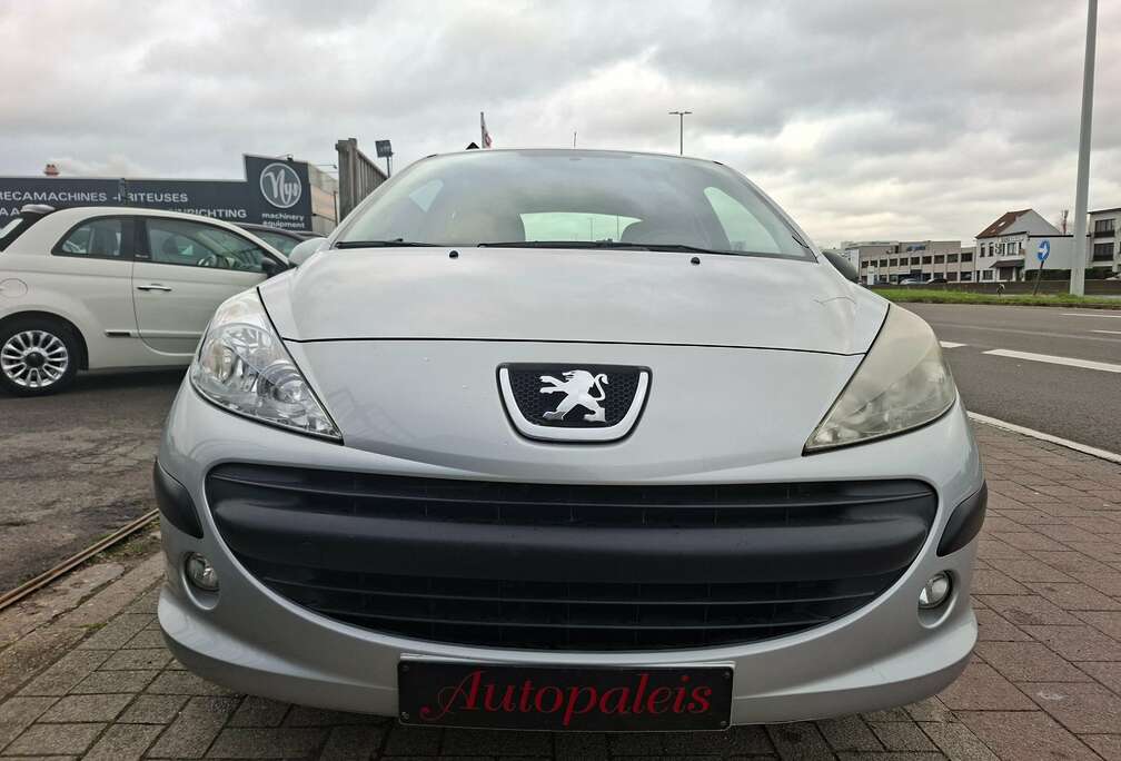 Peugeot 207  X-Line