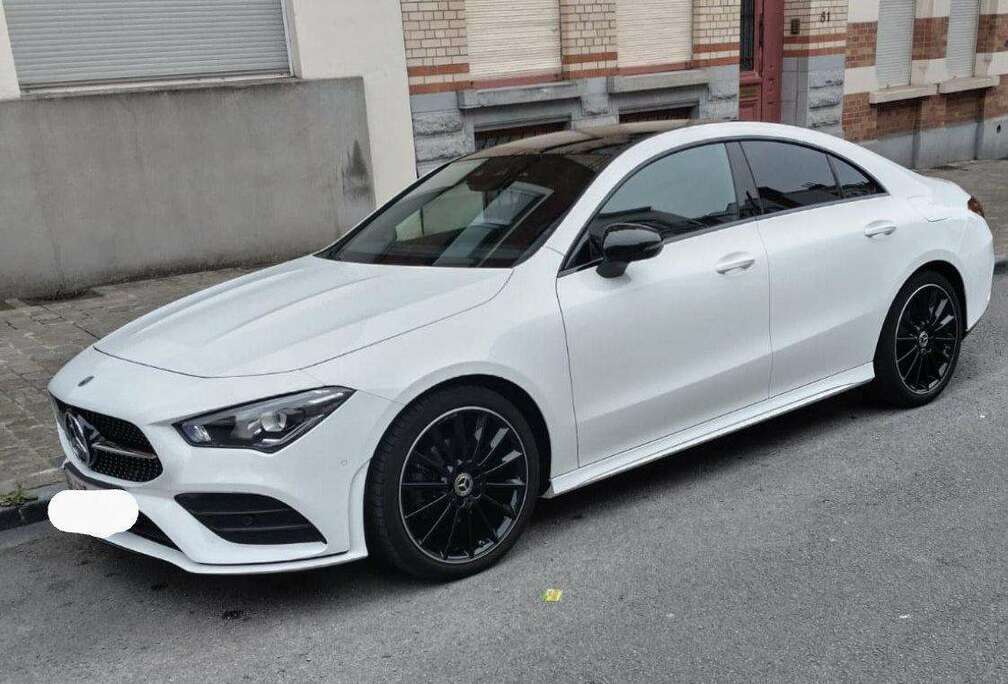 Mercedes-Benz CLA 180 AMG Line