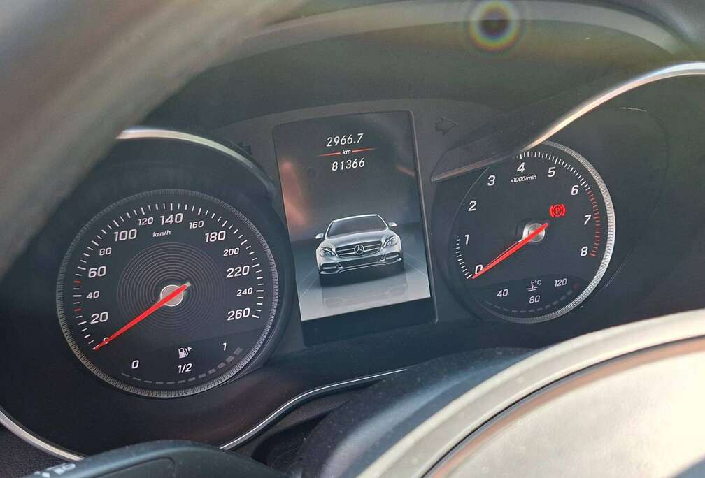 Mercedes-Benz c180