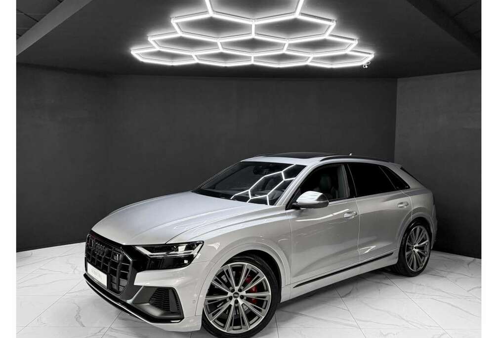 Audi 4.0 TFSI / REAR-AXLE / B&O / PANO / HEAD-UP /