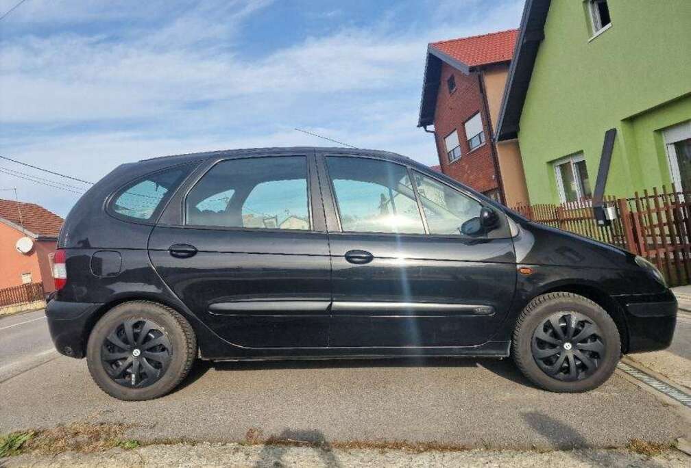 Renault 1.6i