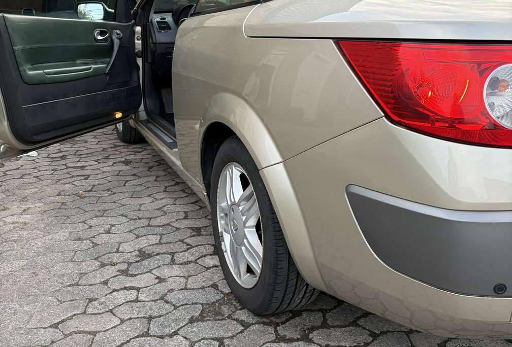 Renault 1.6 Coupe-Cabriolet Luxe Dynamique