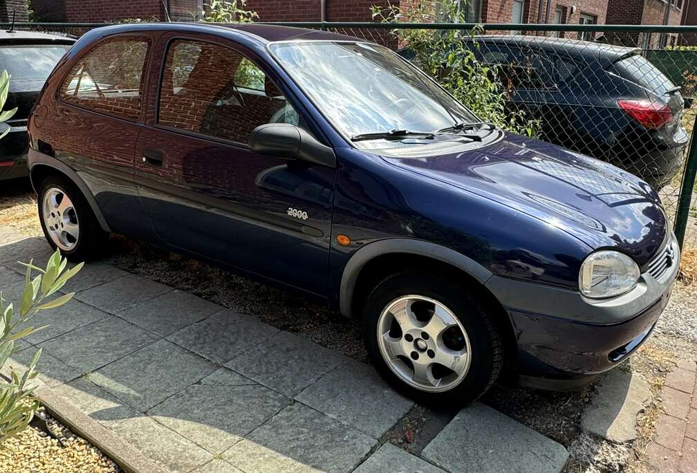 Opel 1.0i XE 12v Edition 2000 ( zie Beschrijving )