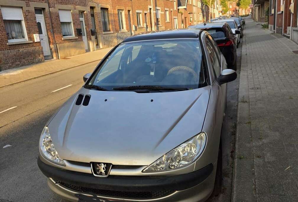 Peugeot 1.1i Enfant Terrible
