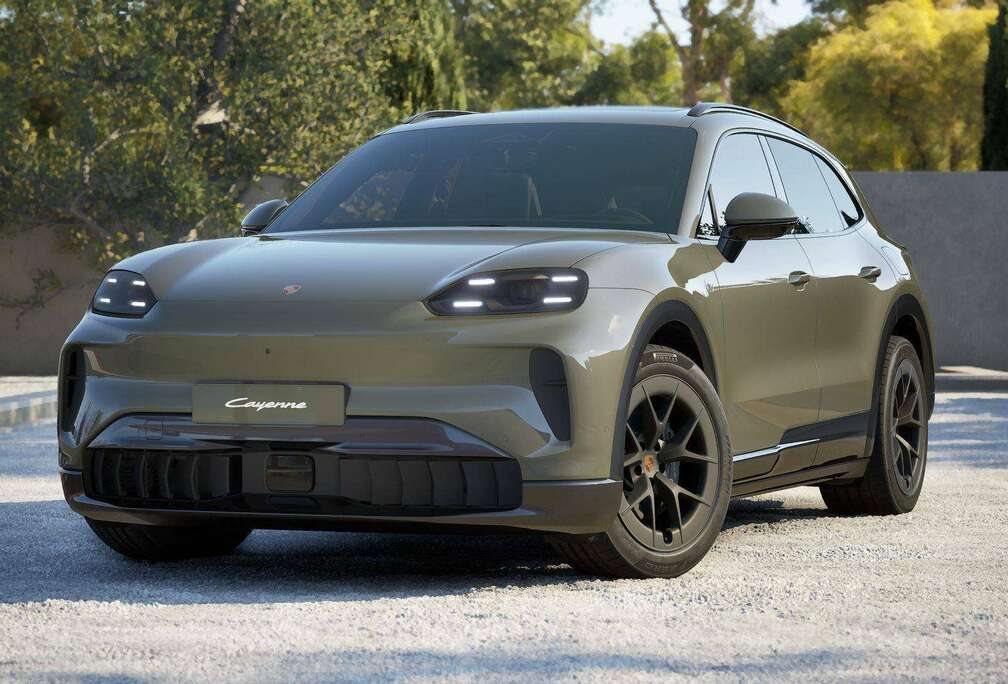 Porsche e-Cayenne 113 kWh *PANO*HUD*TREKHAAK*14 WEGS STOELEN*ACC*SOFTCLOSE*KEYLESS*BOSE*360\'CAMERA*ACHTERASSTURING*