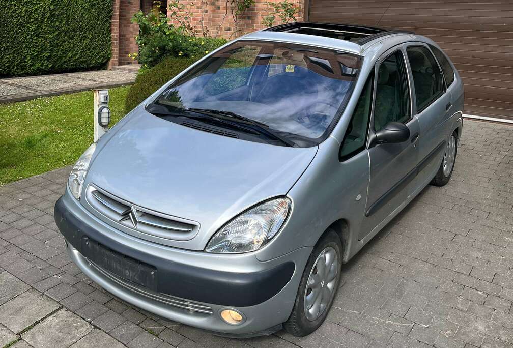 Citroen Xsara Picasso 2.0 HDi Exclusive toit panoramique