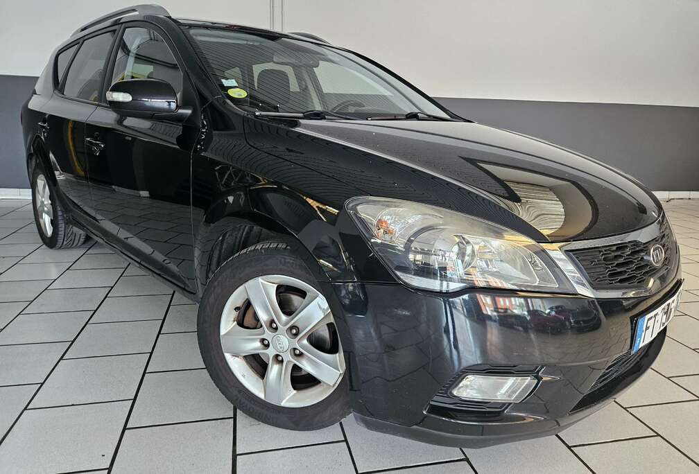 Kia 1.6 CRDi//NAVI//CAMERA//FRAIS A PREVOIR//EXPORT