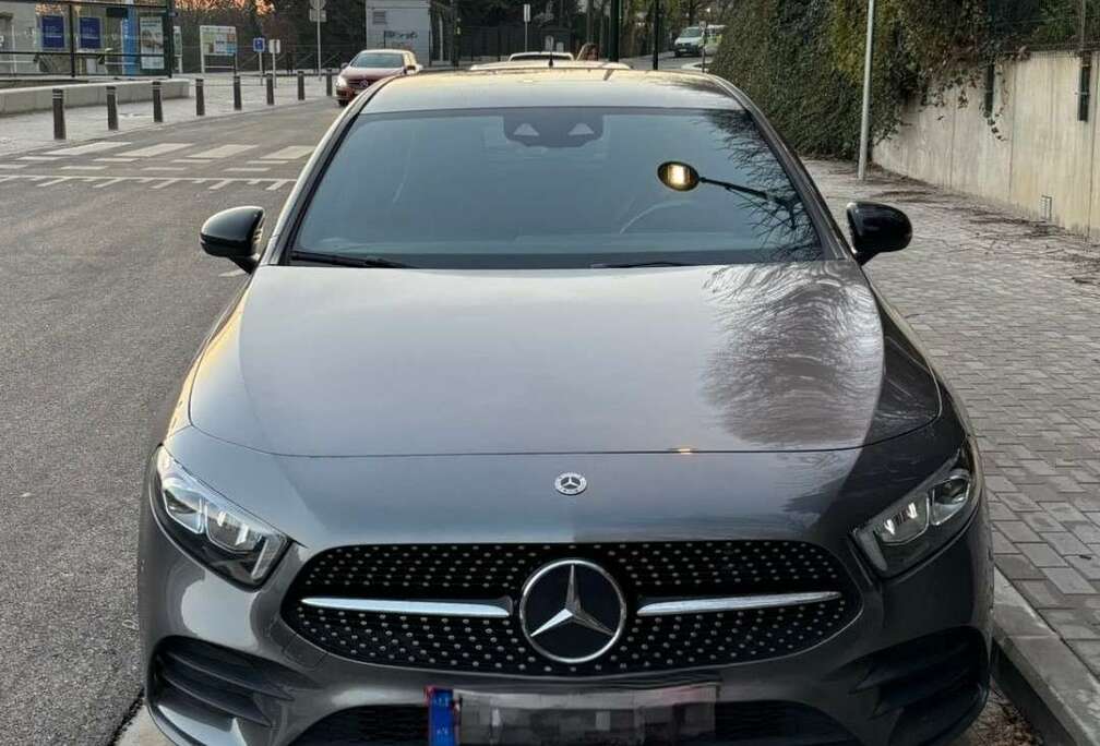 Mercedes-Benz d 8G-DCT AMG Line Pack Night