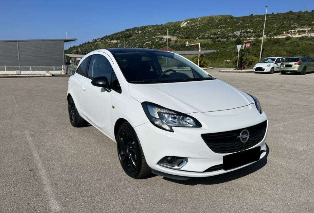 Opel Corsa 1.0i Essentia