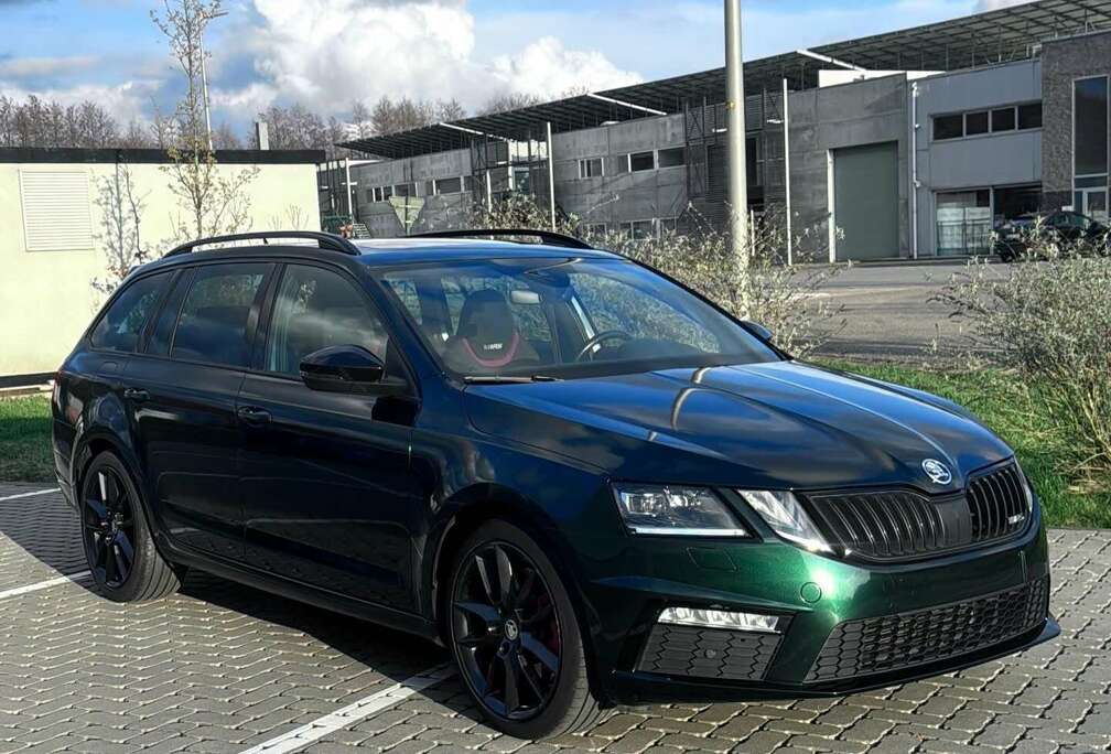 Skoda RS Challenge Edition DSG, Panoramisch dak
