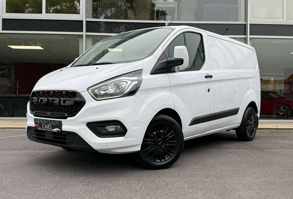 Ford L1H1 RAPTORLOOK / CARPLAY / CAMERA / BLACKPACK /