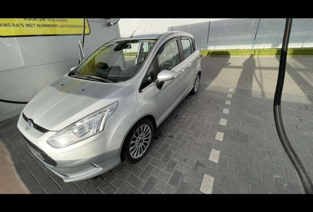 Ford 1.6 Aut. Titanium