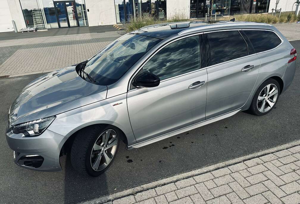 Peugeot SW PureTech 130 Stop & Start Style