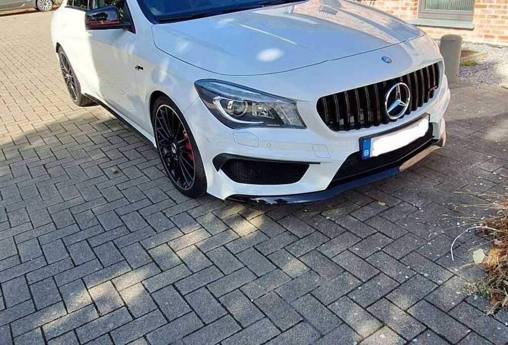 Mercedes-Benz 4Matic 7G-DCT Edition 1