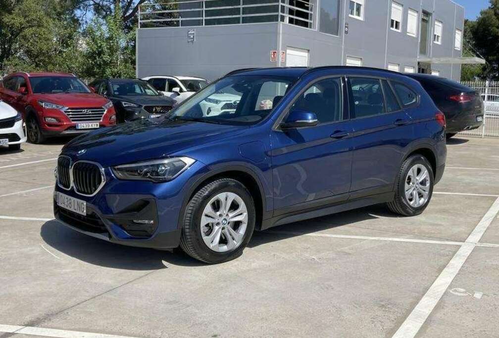BMW xDrive 25e 1.5 220CV