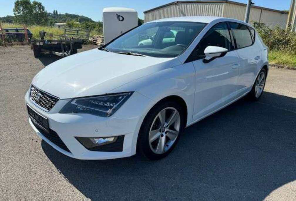 SEAT SEAT LEON FR LEDER ALCANTARA BLUETOOTH NAVI