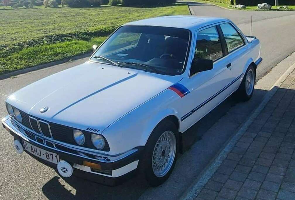 BMW bmw e30 320i