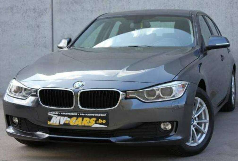 BMW 316i berline/Xenon/Navi/multistuur