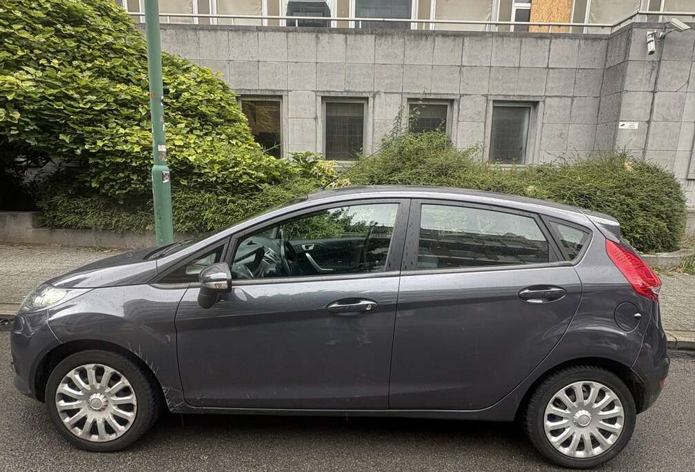 Ford 1.25i Ambiente