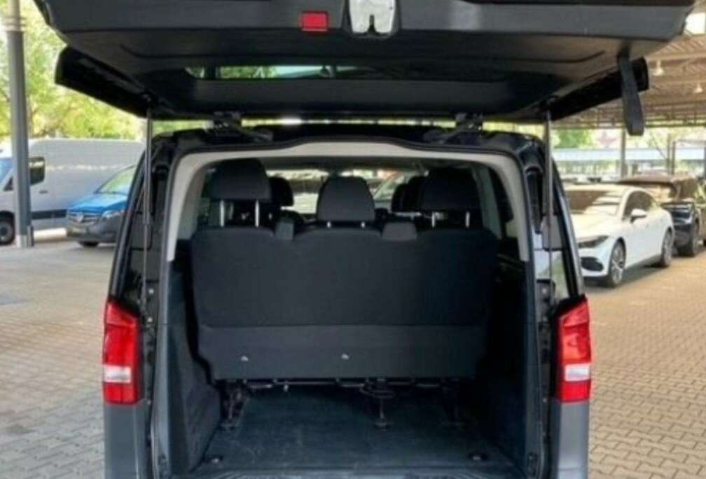 Mercedes-Benz eVito Tourer Lang PRO