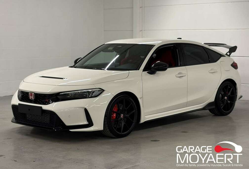 Honda 2.0 VTEC Turbo Type R *CARBON + ILLUMINATION PACK*