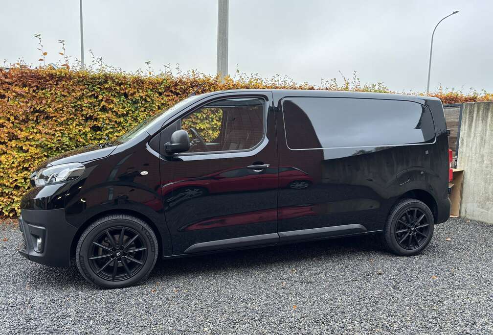 Toyota 2,0-l-D-4D L1 Autm. Comfort