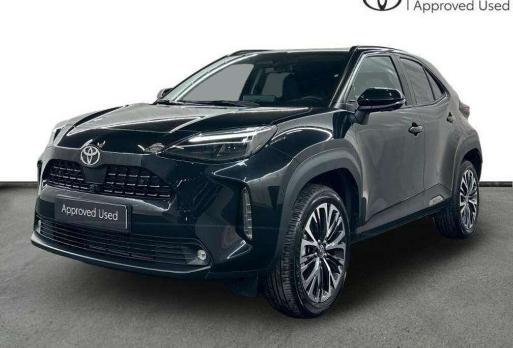 Toyota Elegant JBL HUD Pano