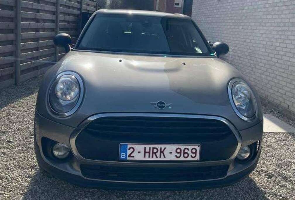 MINI Mini Clubman 1.5 One OPF (EU6d-TEMP)